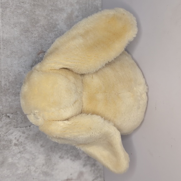 Easter Pets Yellow Rabbit Bunny holding flowers Plush Sits 9" tall - Picture 3 of 7